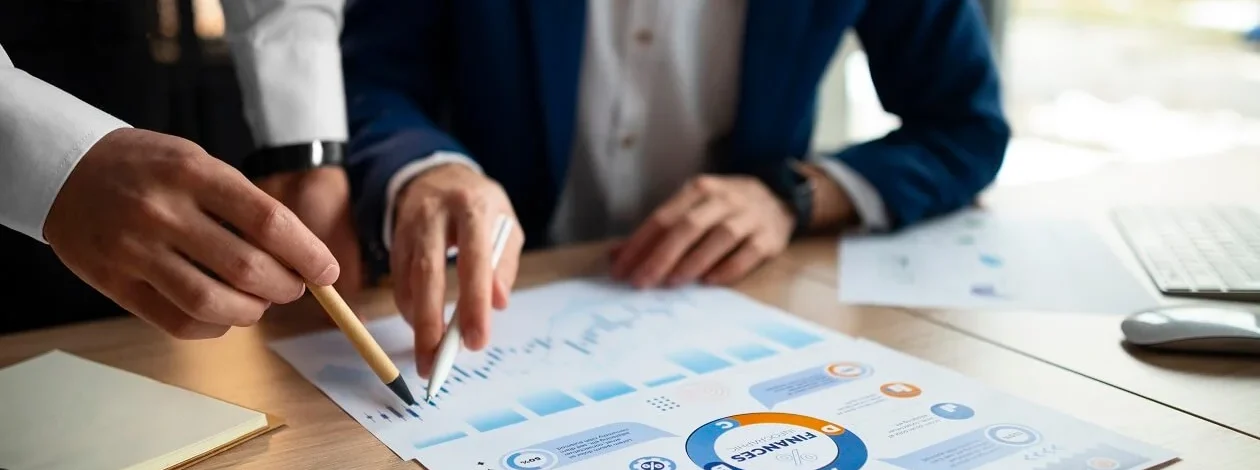 auditoria web con dos personas